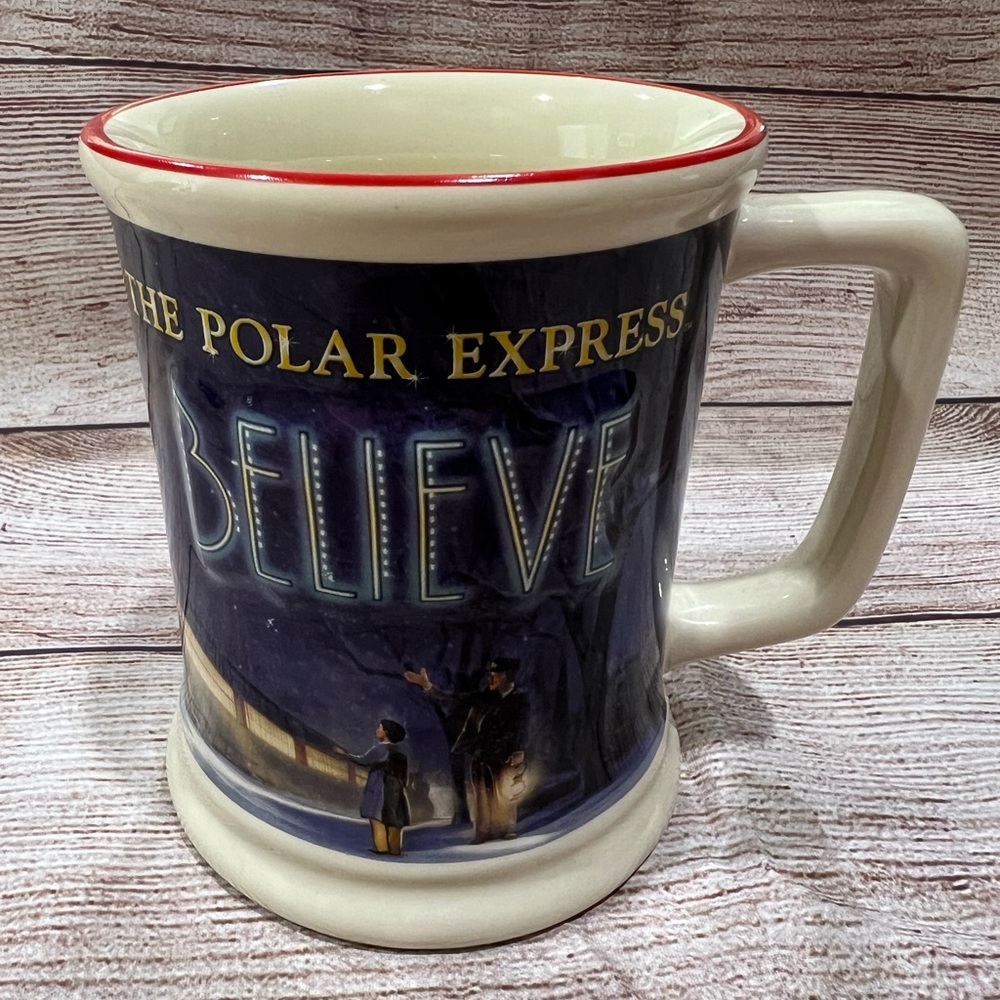 The Polar Express Official Large Coffee Tea Mug Believe Train Scene Warner Bros
